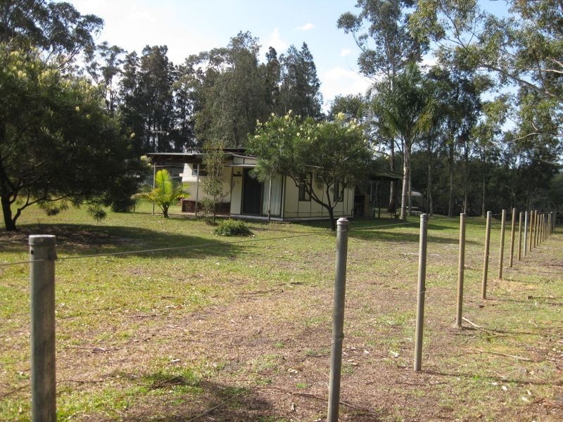 11/12/13 Calcal Street, Pindimar NSW 2324