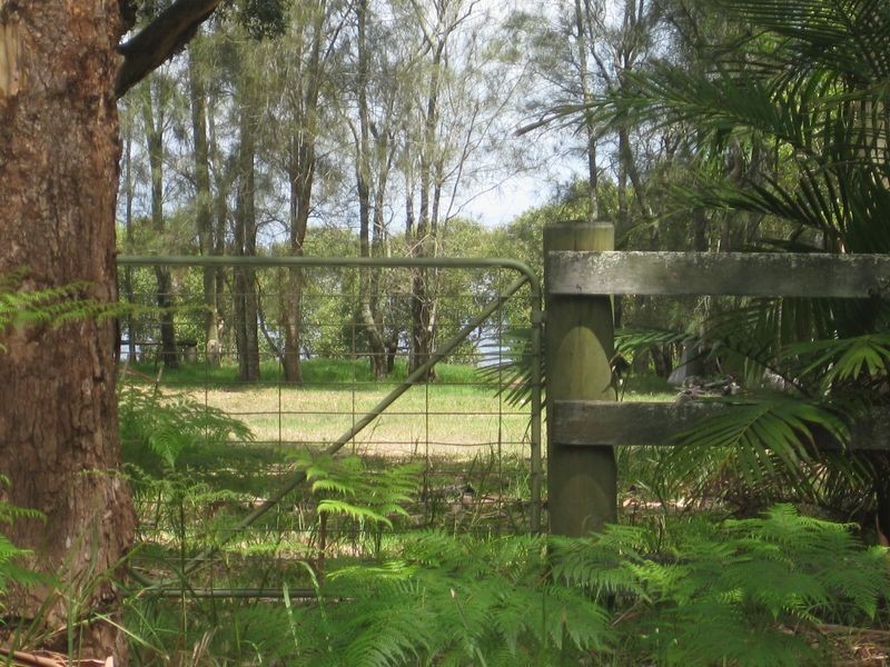 12 Myall Street, Pindimar NSW 2324