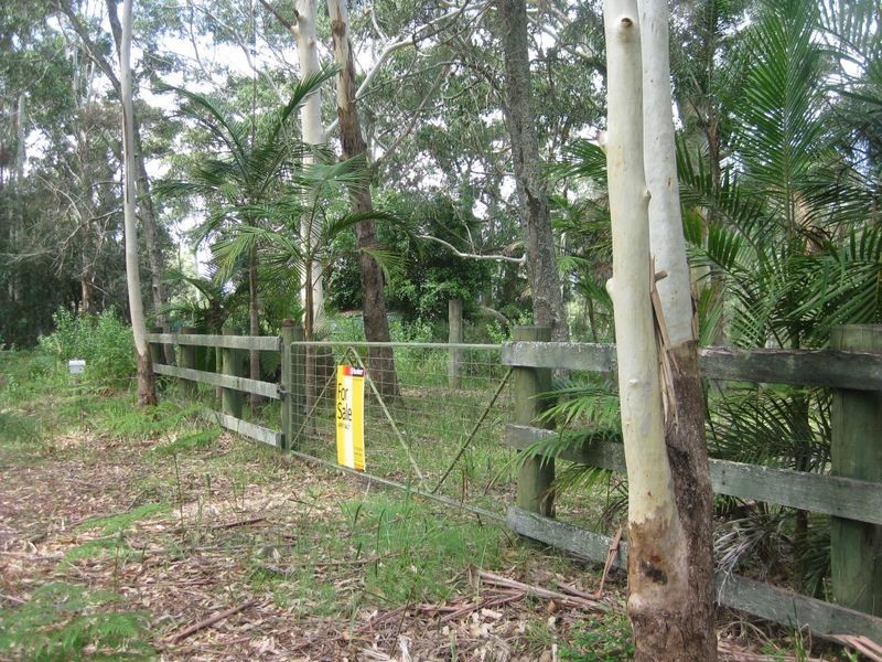 12 Myall Street, Pindimar NSW 2324