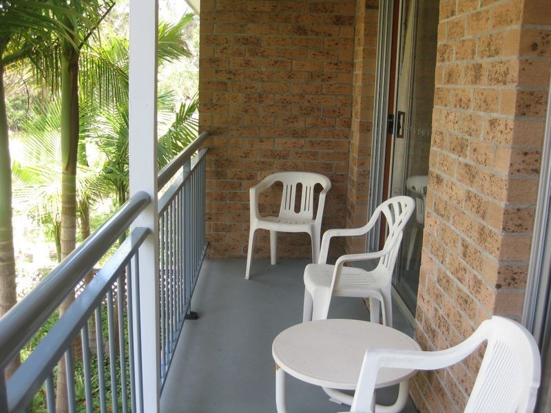 2/5 Coorilla Street, Hawks Nest NSW 2324