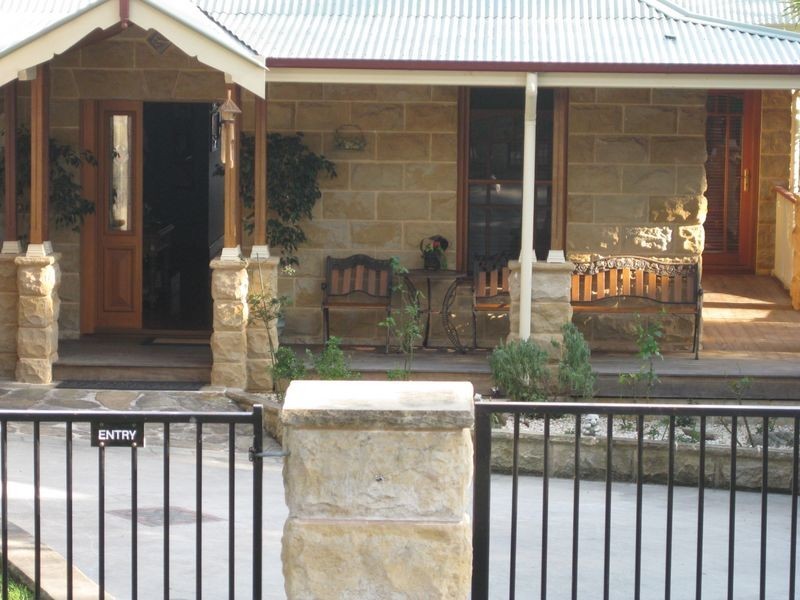 6 The Esplanade, North Arm Cove NSW 2324