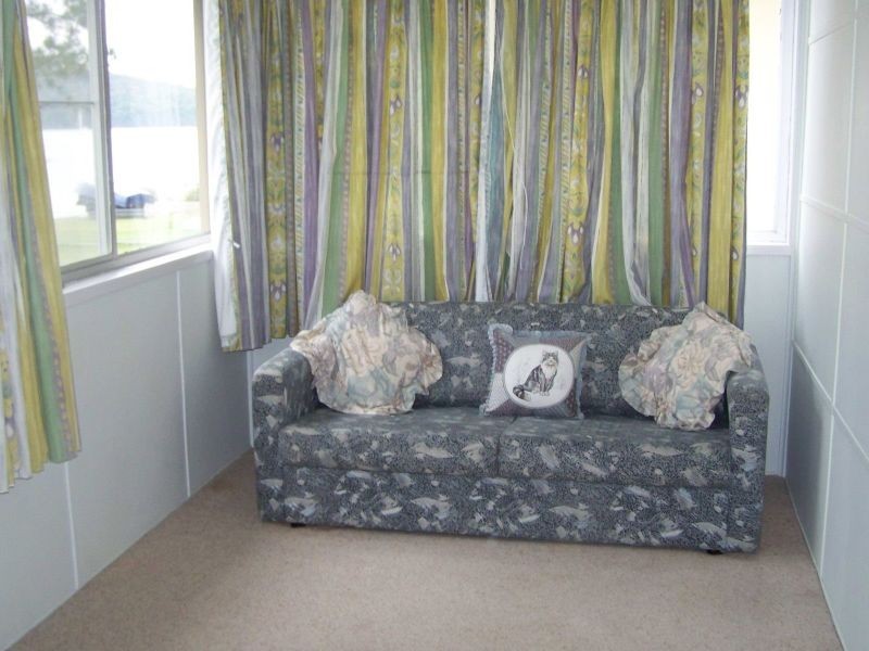 18 Cove Boulevard, North Arm Cove NSW 2324