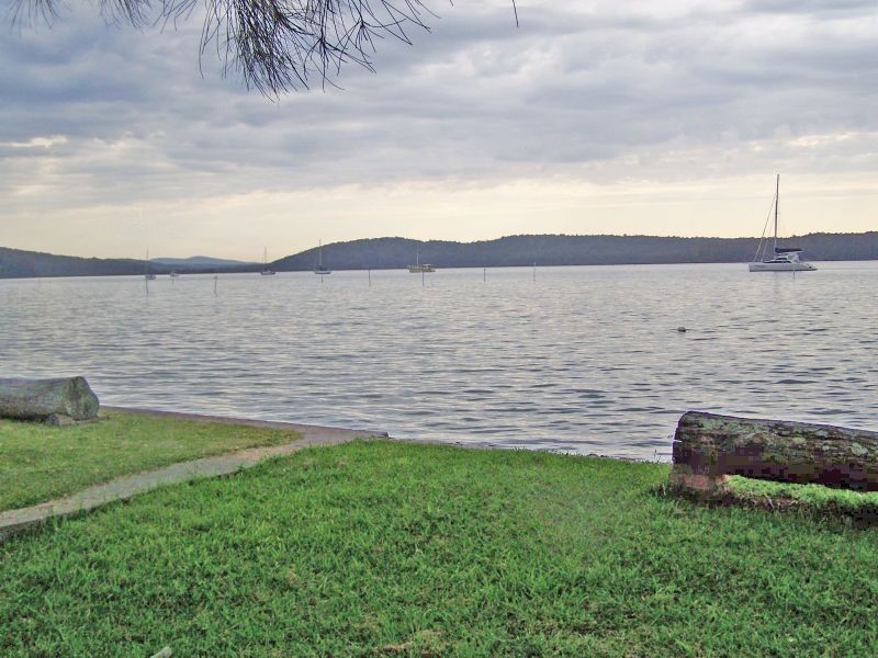18 Cove Boulevard, North Arm Cove NSW 2324