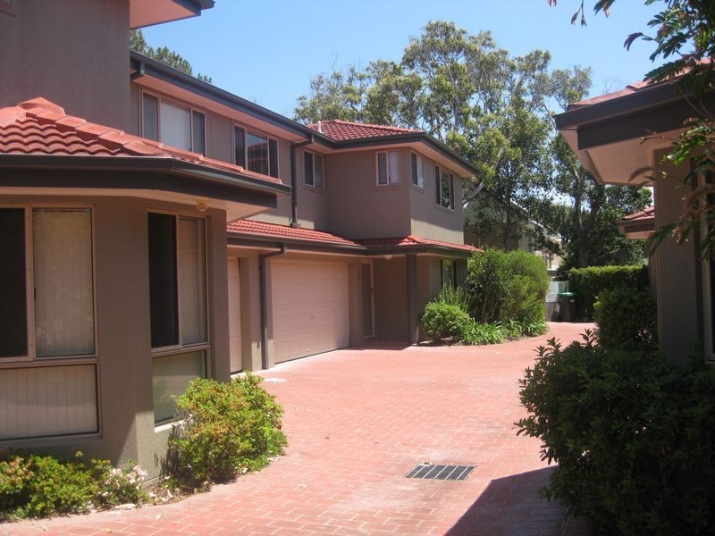 2/11 Bennett Street, Hawks Nest NSW 2324