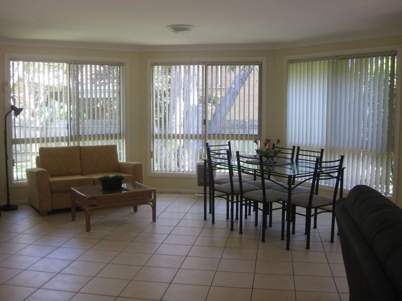 2/11 Bennett Street, Hawks Nest NSW 2324