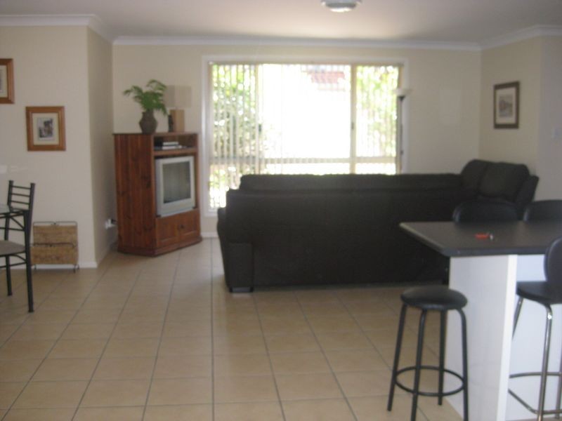 2/11 Bennett Street, Hawks Nest NSW 2324