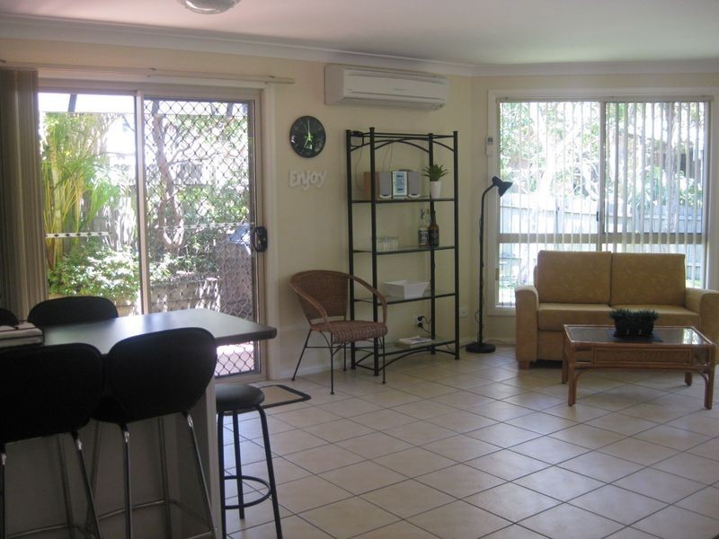 2/11 Bennett Street, Hawks Nest NSW 2324