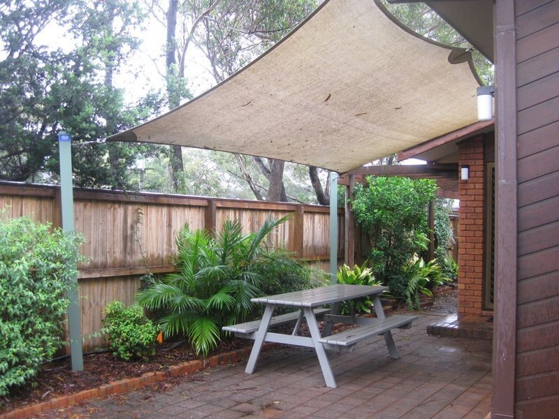 1&2/4 Carinya Close, Hawks Nest NSW 2324