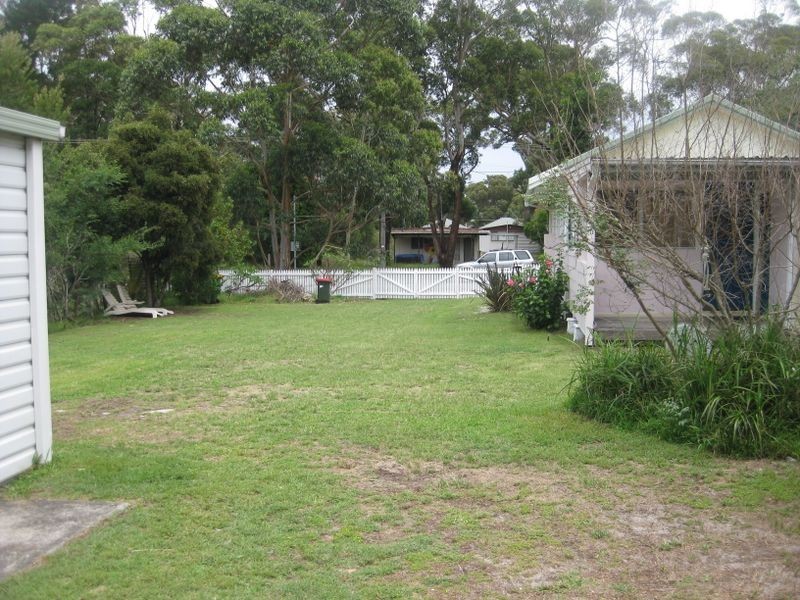 35 Binda Street, Hawks Nest NSW 2324
