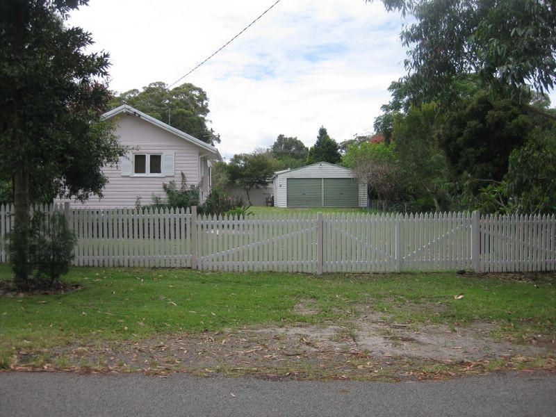 35 Binda Street, Hawks Nest NSW 2324