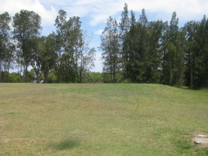 42 Bayview Street, Tea Gardens NSW 2324