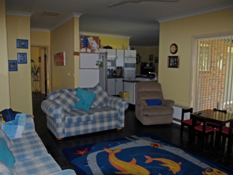 34 Cunningham Street, Pindimar NSW 2324