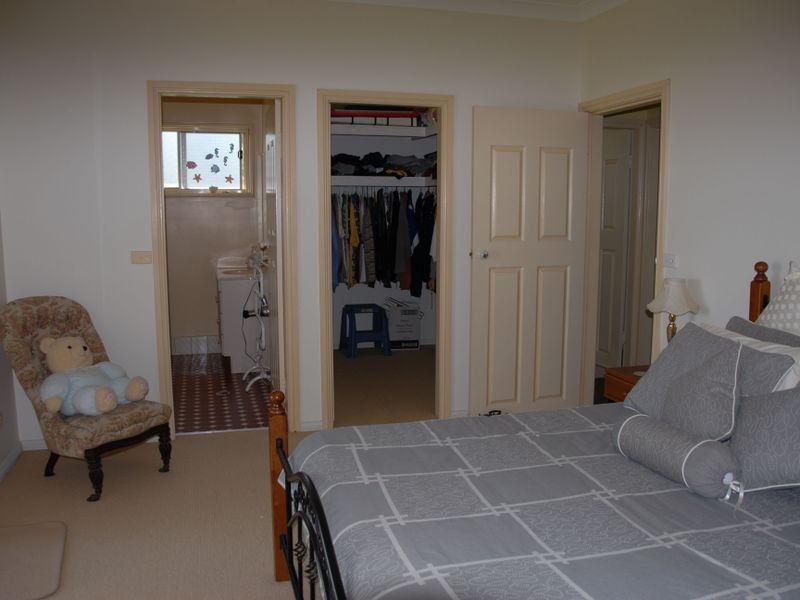 34 Cunningham Street, Pindimar NSW 2324