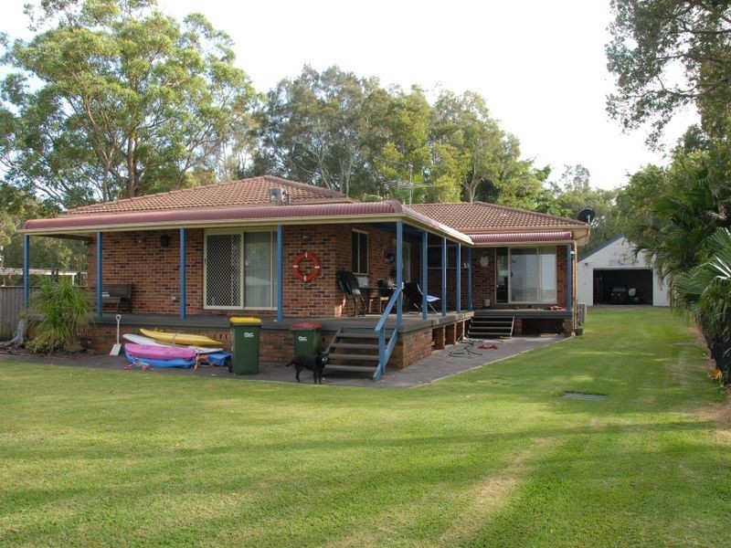 34 Cunningham Street, Pindimar NSW 2324
