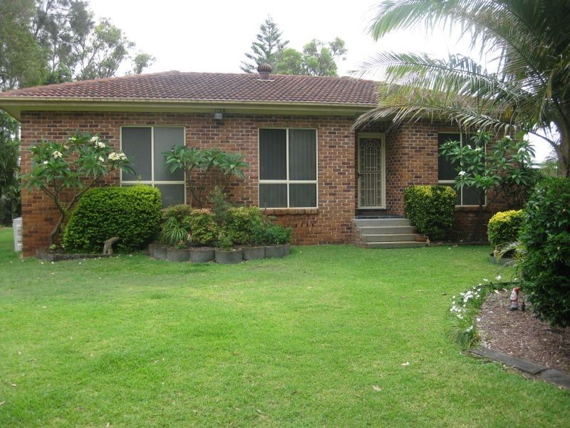 34 Cunningham Street, Pindimar NSW 2324