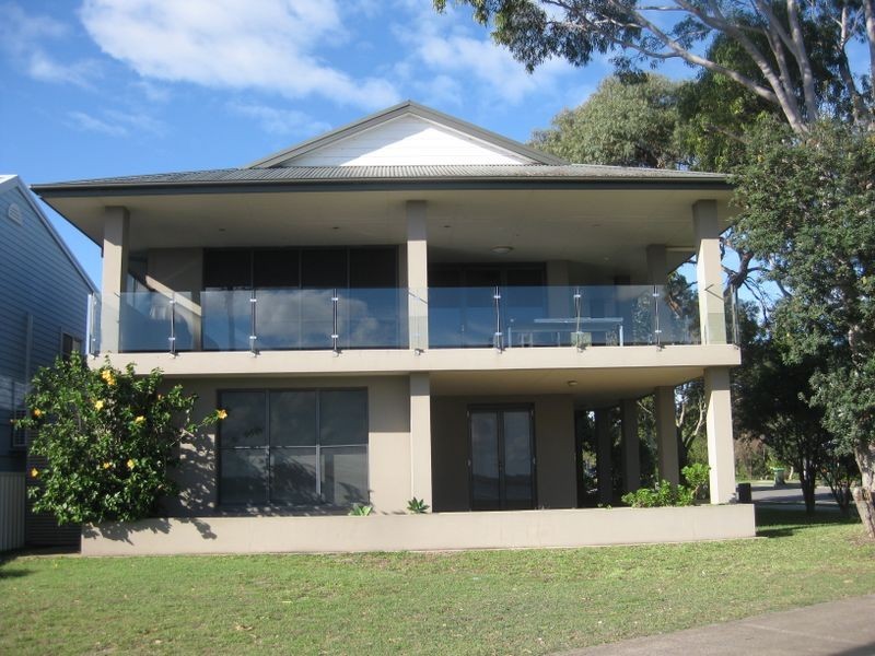 44 Moira Parade, Hawks Nest NSW 2324