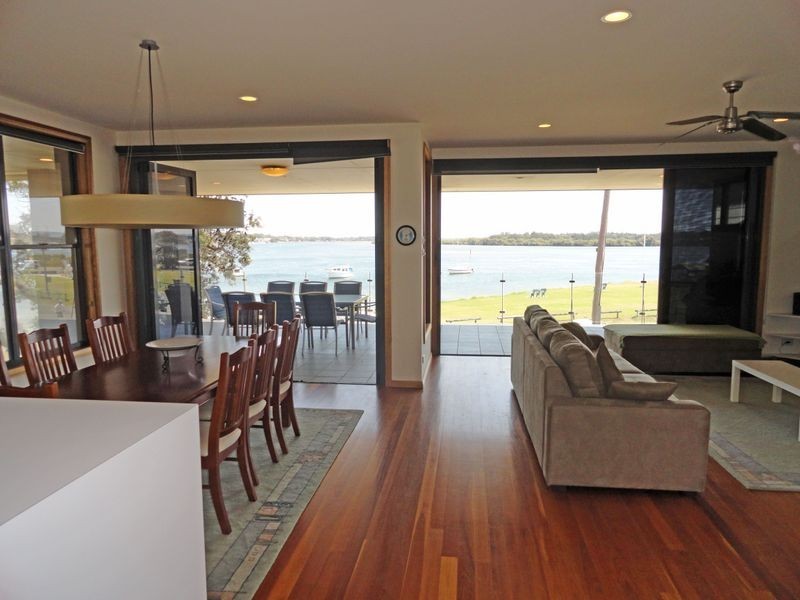 44 Moira Parade, Hawks Nest NSW 2324