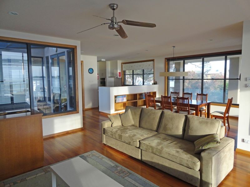 44 Moira Parade, Hawks Nest NSW 2324