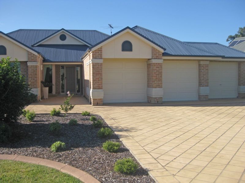 35 Windward Circuit, Tea Gardens NSW 2324