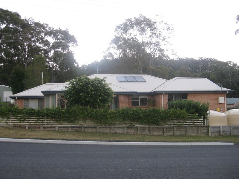 2 Curlew Avenue, Nerong NSW 2423