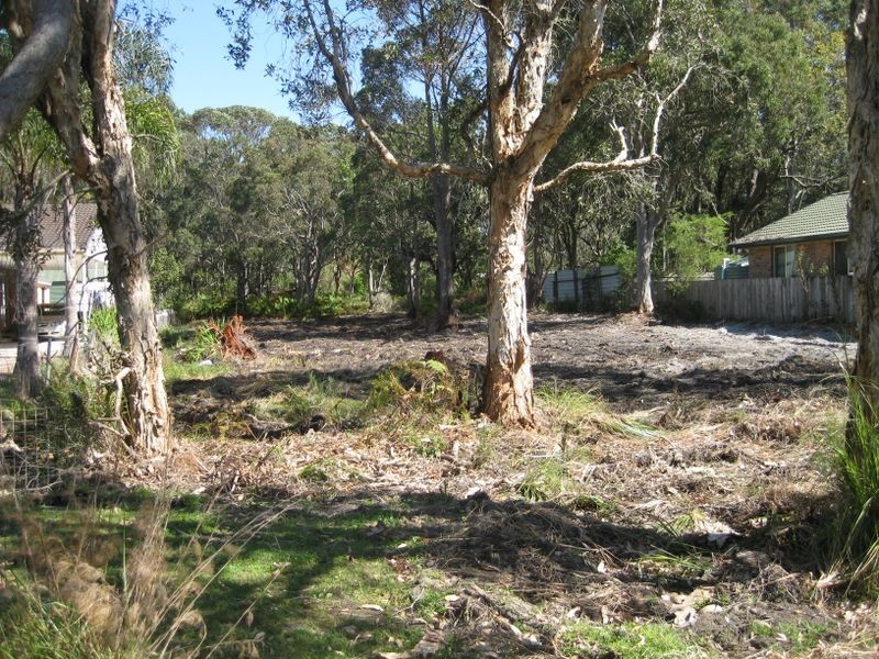 4 Morantes Street, Pindimar NSW 2324