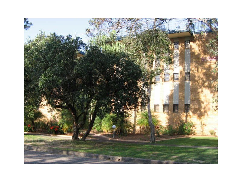 6/ “Summit Dek” Russell Street, Hawks Nest NSW 2324