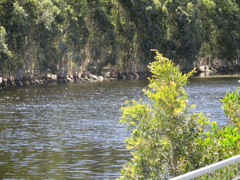 18 Sinclair Avenue, Tea Gardens NSW 2324