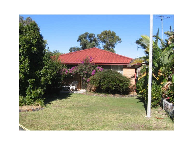 14 Coupland Avenue, Tea Gardens NSW 2324