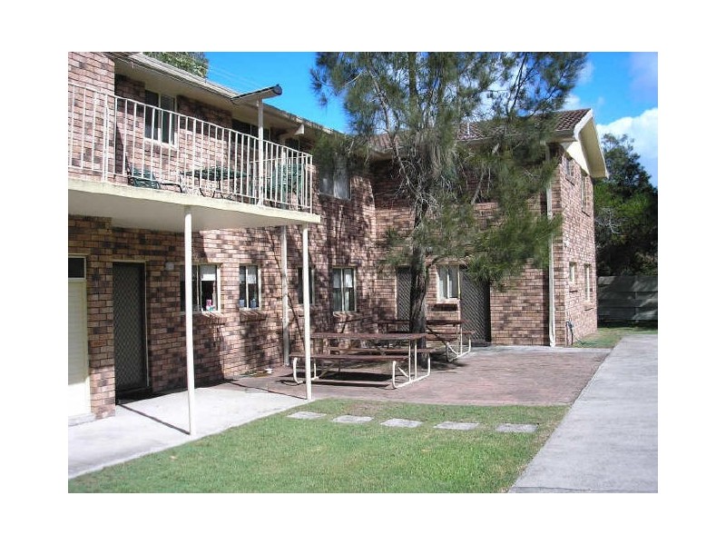 2/7 Coorilla Street, Hawks Nest NSW 2324