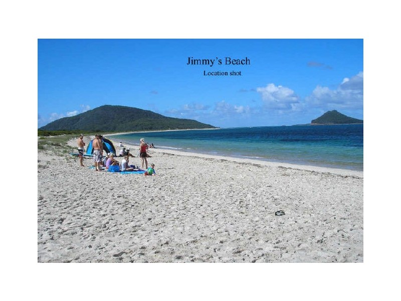 2/7 Coorilla Street, Hawks Nest NSW 2324