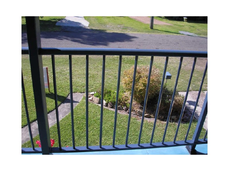 7 MUNEELA AVENUE, Hawks Nest NSW 2324