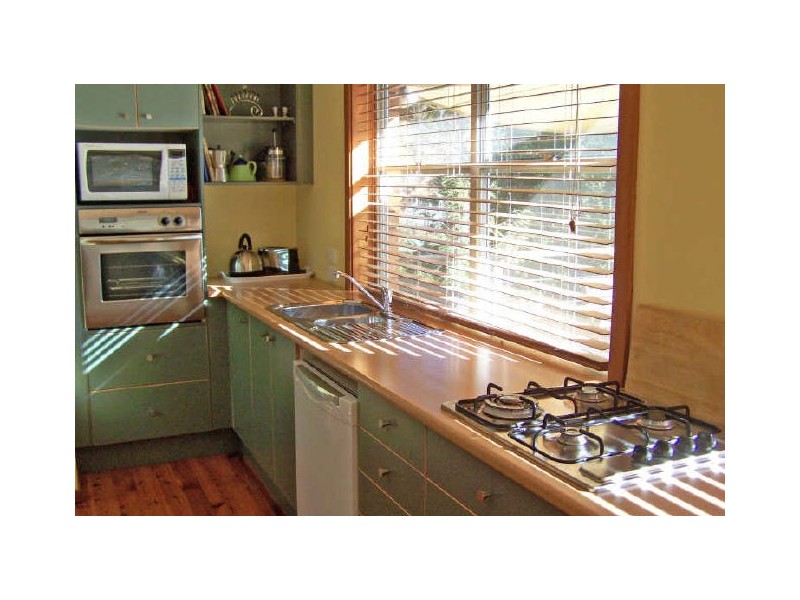 17 Cooloon Street, Hawks Nest NSW 2324