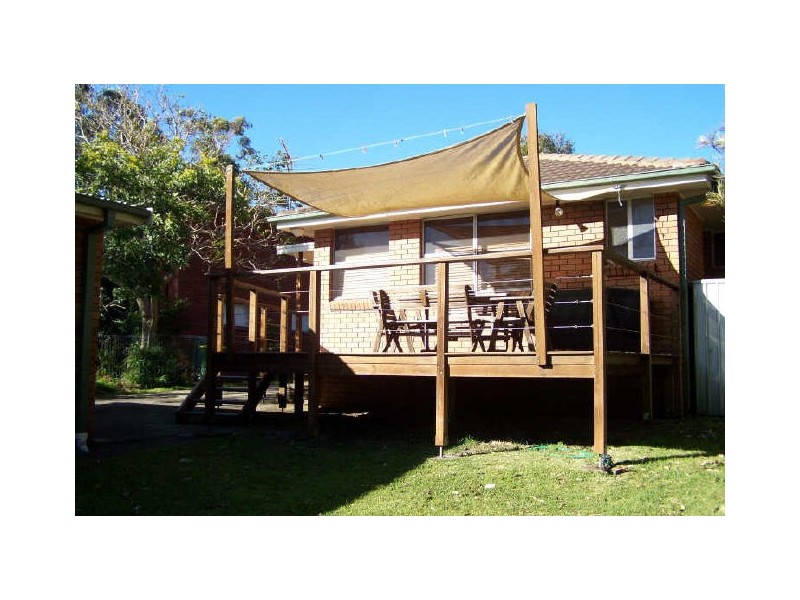 17 Cooloon Street, Hawks Nest NSW 2324