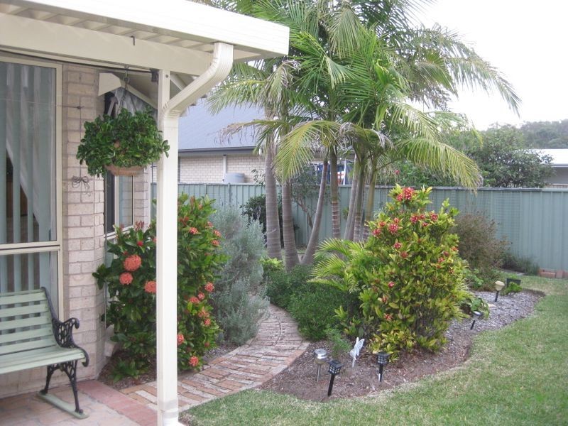 12 Dunshea Avenue, Tea Gardens NSW 2324