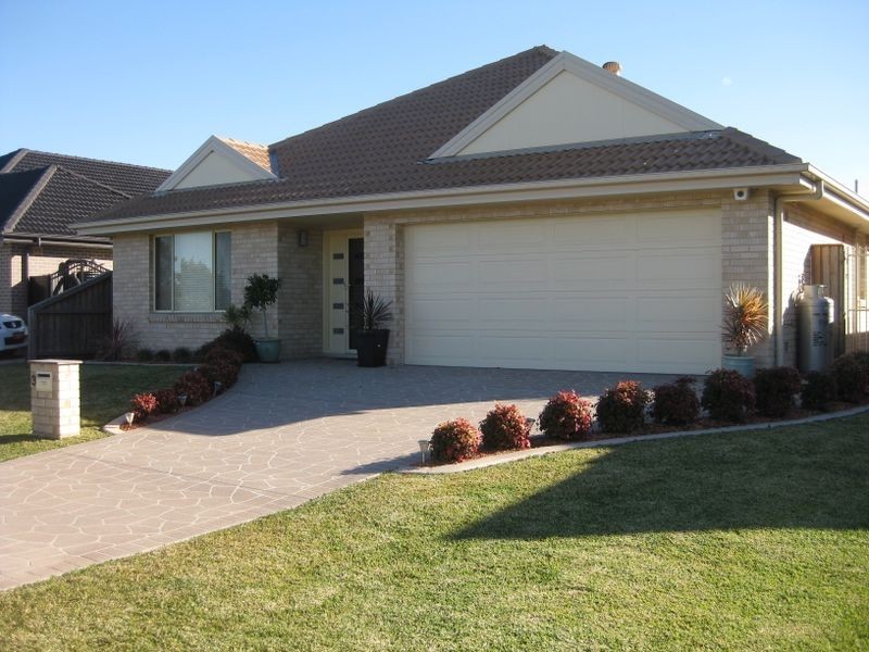 3 Leeward Circuit, Tea Gardens NSW 2324