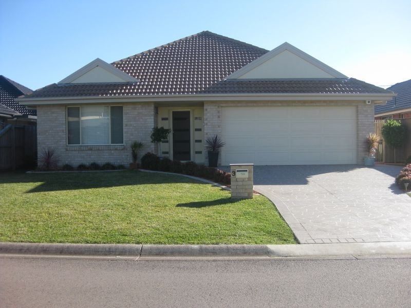 3 Leeward Circuit, Tea Gardens NSW 2324