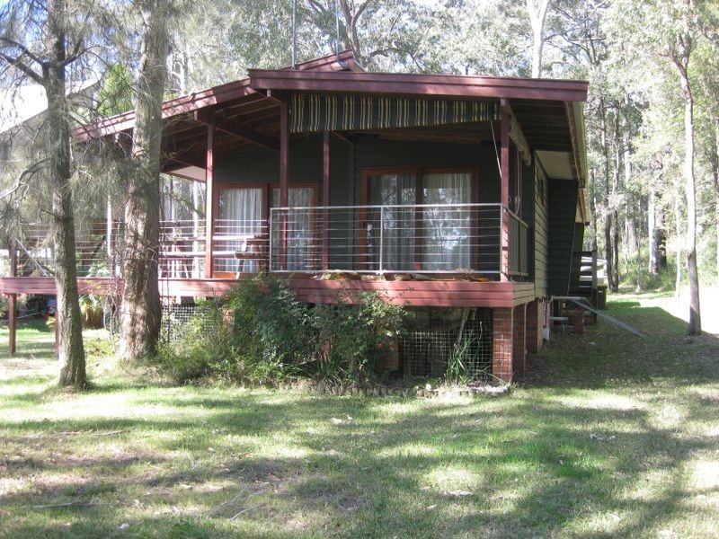 13 Pleasant View Parade, Bundabah NSW 2324