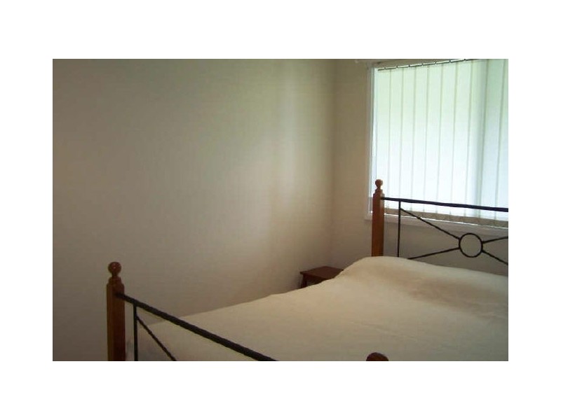 84 Bayview Rd, Tea Gardens NSW 2324