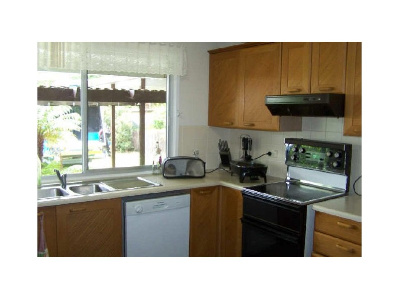 84 Bayview Rd, Tea Gardens NSW 2324