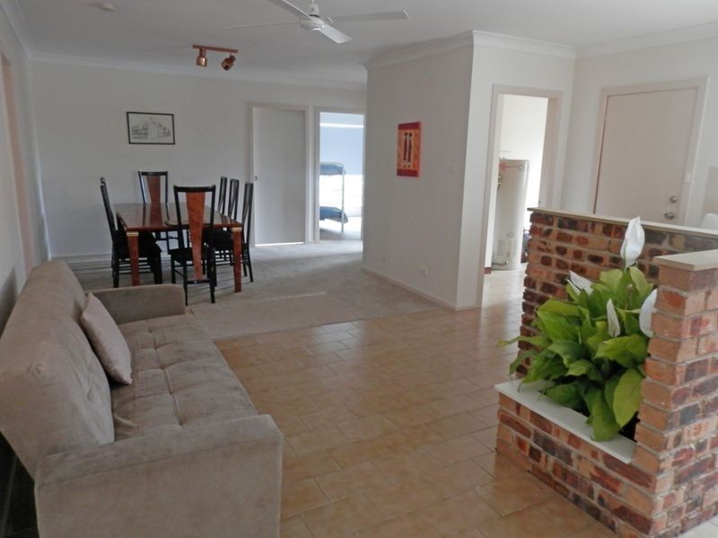 10 Albatross Avenue, Hawks Nest NSW 2324