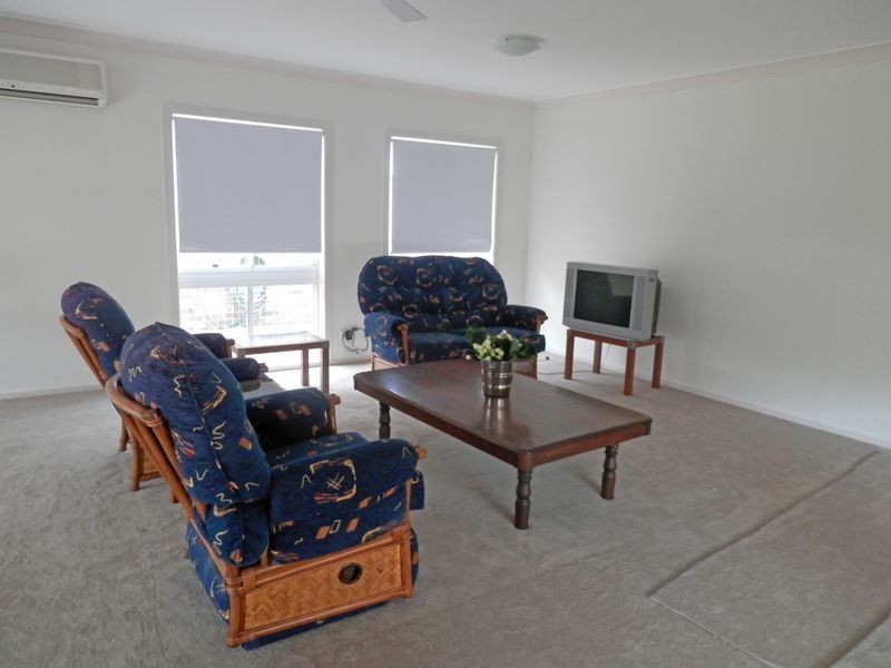 10 Albatross Avenue, Hawks Nest NSW 2324