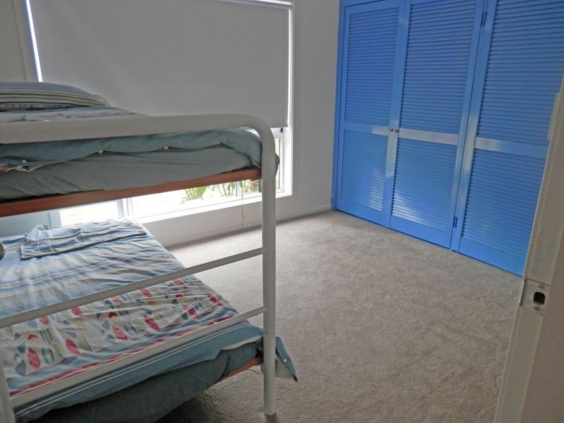 10 Albatross Avenue, Hawks Nest NSW 2324