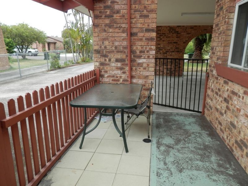 10 Albatross Avenue, Hawks Nest NSW 2324