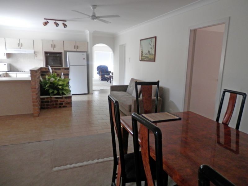 10 Albatross Avenue, Hawks Nest NSW 2324