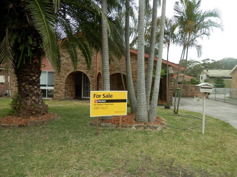 10 Albatross Avenue, Hawks Nest NSW 2324