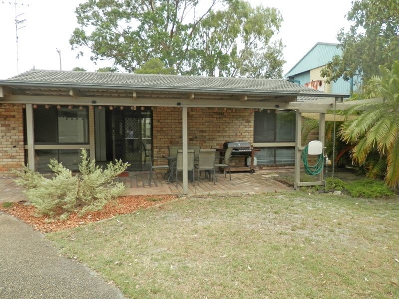 11 Mermaid Avenue, Hawks Nest NSW 2324