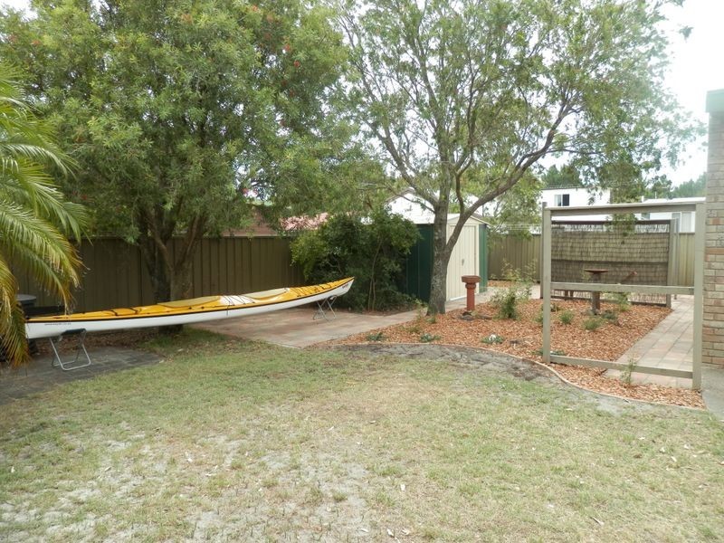 11 Mermaid Avenue, Hawks Nest NSW 2324