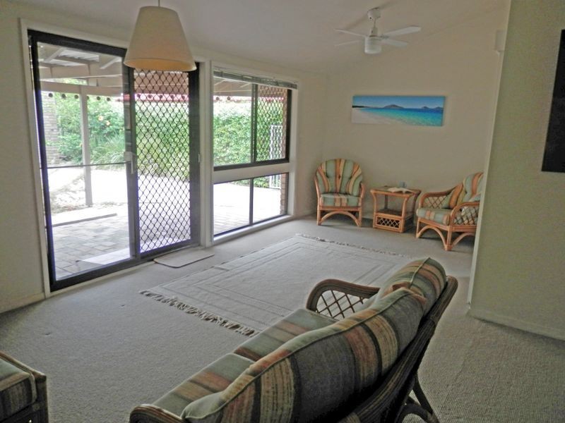 11 Mermaid Avenue, Hawks Nest NSW 2324