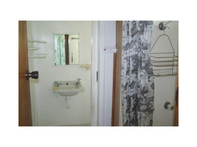 7 Beach Rd, Hawks Nest NSW 2324