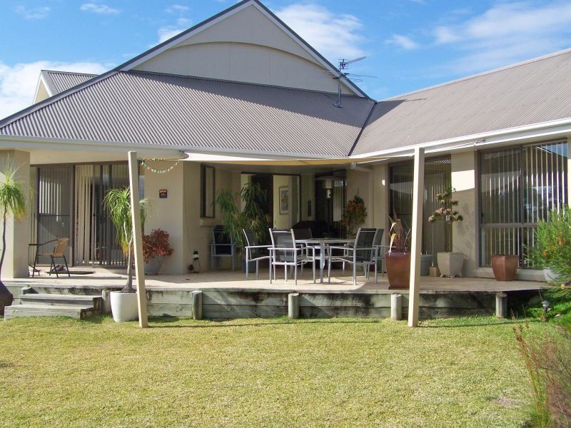 61 Windward Circuit, Tea Gardens NSW 2324